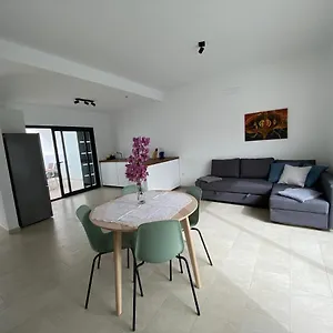 Y Mar Apartamento